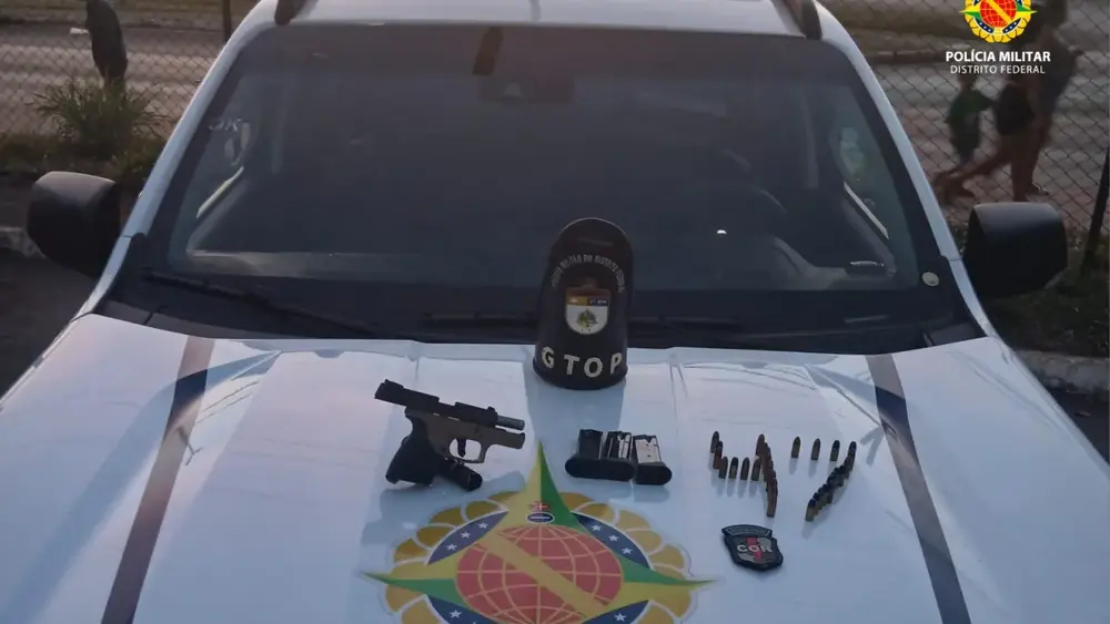 Motorista de app é preso após ameaçar passageira com arma no Recanto das Emas