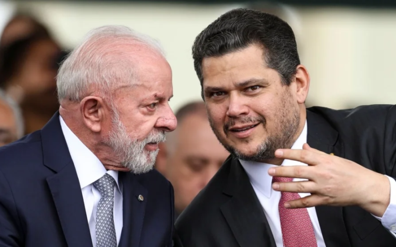 Lula ordena retaliação a aliados, mas poupa Alcolumbre