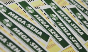 Mega-Sena acumula e prêmio chega a R$ 10 milhões