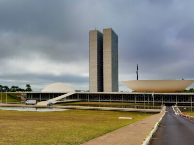 STF retoma julgamento da reforma da Lei de Improbidade