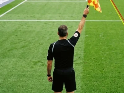FIFA muda regras, mas mantém impedimento polêmico