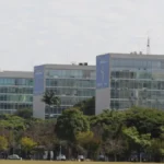 Governo libera servidor mais cedo em dias de jogos do Brasil