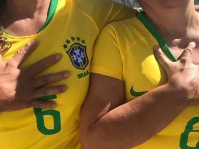 Família de Brasília com seis dedos inspira Brasil na Copa do Mundo