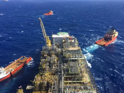 Brasil sente menos alta do petróleo, aponta Ineep