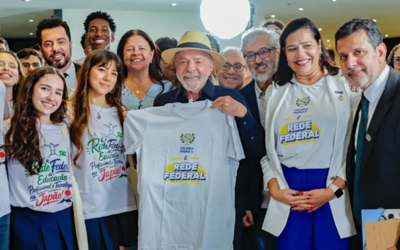 Lula premia 682 alunos da OBMEP no Rio de Janeiro