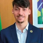 Jair Renan Bolsonaro anuncia pré-candidatura a deputado federal