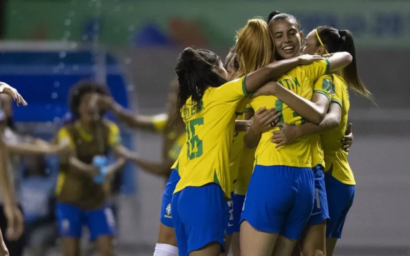 Lei ajusta férias escolares para Copa Feminina 2027