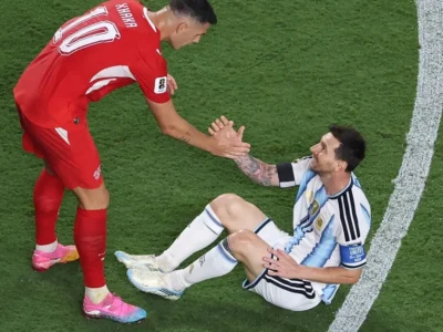 Messi na semi, Neymar no pôquer: abismo define a Copa