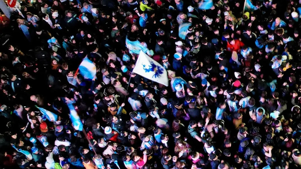 Argentina explode em festa após virada épica sobre a Inglaterra