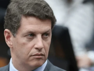 Justiça manda tirar do ar vídeo de Salles contra André do Prado