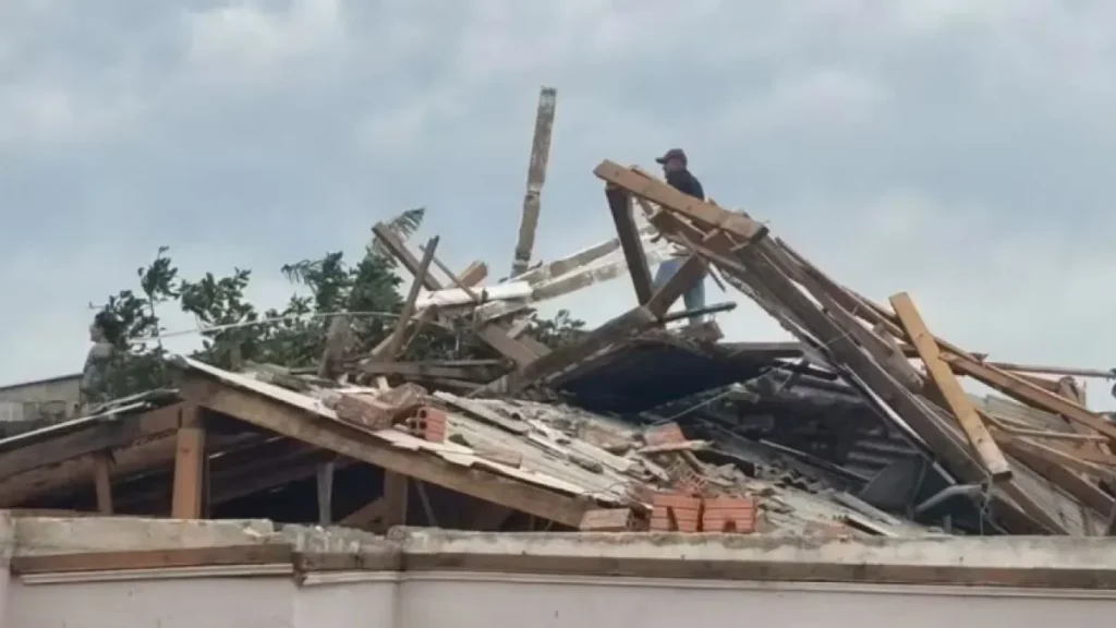 Temporal leva 3 cidades de SC a decretarem emergência