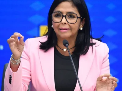 Venezuela liberta 131 presos políticos em meio a negociações