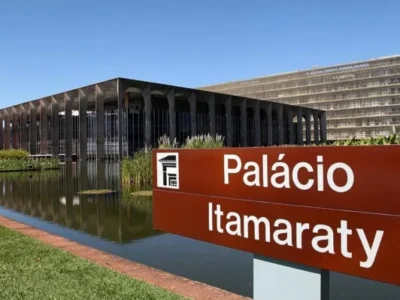 Solicitações de certidão brasileira para menores nos EUA disparam