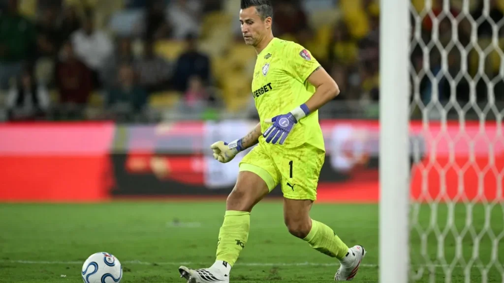 Flu vira sobre Palmeiras no fim, vence por 3 a 2 e ajuda Flamengo